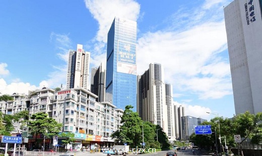 长江中心